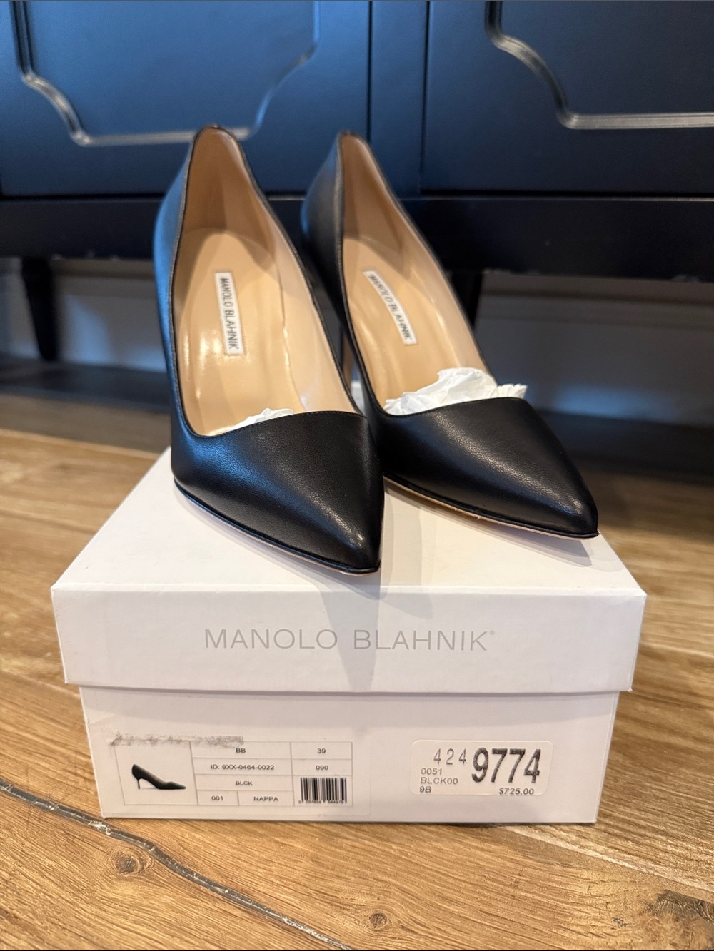 Manolo Blahnik Nappa heel 9 NWT